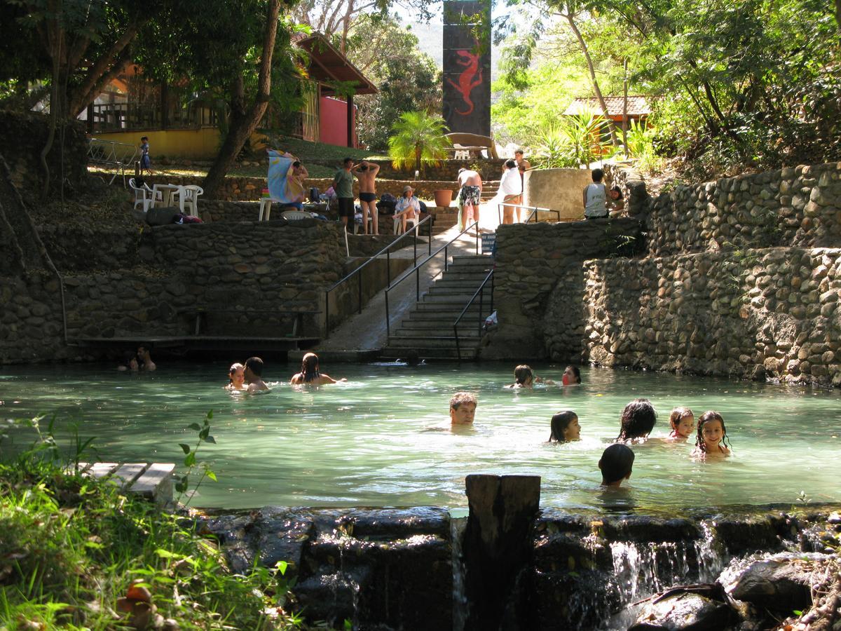 Águas de Santa Bárbara Resort Hotel Fábrica Santa Bárbara Exterior foto